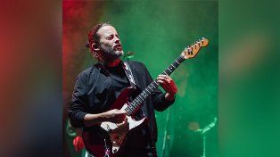 El show de Origami, el proyecto musical de Nicolás Ibarburu, que reúne canciones propias de ambos y versiones reunidas. Será el domingo 9 de junio, a las 20