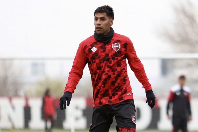 Carrizo dejó el campo de juego antes de la finalización del duelo ante el Calamar por una sobrecarga muscular que quedó atrás.&nbsp;