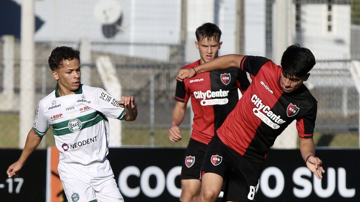 La sub-17 de Newells empató en su segundo cotejo en Brasil