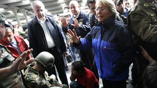 Bachelet: Reconstruir a Chile del terremoto demandar&aacute; 3 &oacute; 4 a&ntilde;os