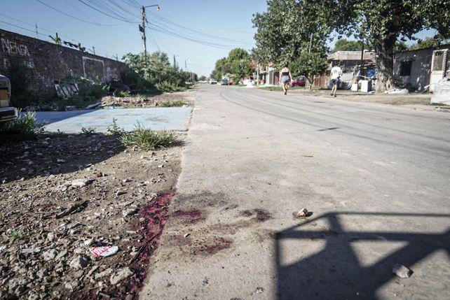 Un nuevo crimen se suma a una saga de cuatro homicidios en quince días en la zona oeste.