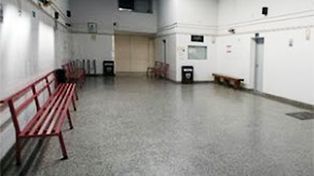 Un bebé de apenas diez meses tuvo un alfiler de gancho clavado en la garganta casi un mes