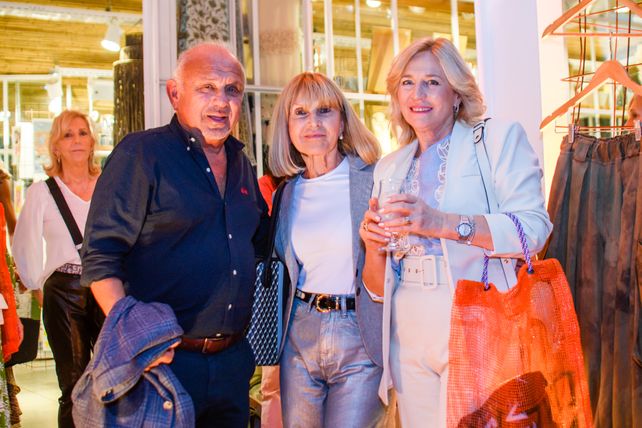 Mario Litmanovich, Susy Reato y Bibiana Frenchi