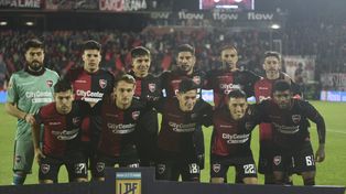 Arriba: Lucas Hoyos, Guillermo Ortiz, Juan Sforza, Jorge Recalde, Gustavo Velázquez y Pablo Pérez.&nbsp; Abajo:&nbsp;Jeremías Pérez Tica, Ángelo Martino, Brian Aguirre, Marcos Portillo y Jherson Mosquera.