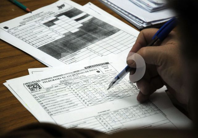 El Tribunal Electoral de la provincia podría completar hoy el escrutinio definitivo.  / Mauricio Centurión.