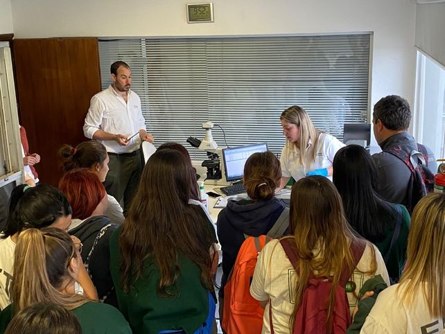 Estudiantes y docentes se comprometieron en las actividades.