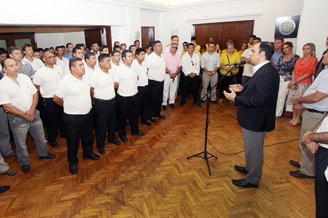El Intendente reconoció al personal municipal que trabajó durante el paro policial