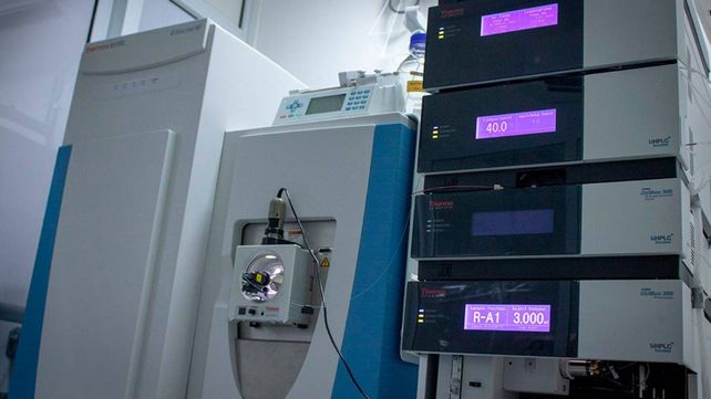 Espectrómetro de masa Q Exactive HF (analizador Orbitrap High Field, Thermo Scientific)