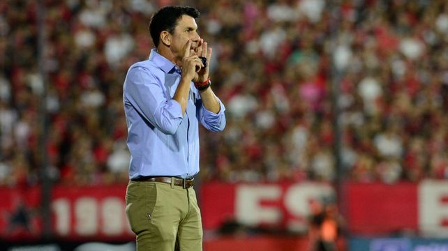 Mauricio Larriera llegó en diciembre pasado a Newells. Su contrato es por un año.