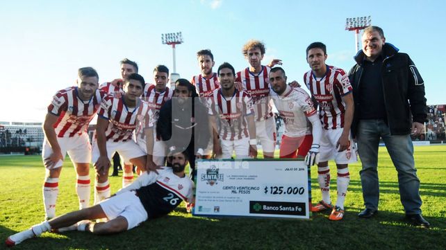 Unión pide que se reconsidere la decisión del Tribunal de Disciplina de la Copa Santa Fe Unión pide que se reconsidere la decisión del Tribunal de Disciplina de la Copa Santa Fe