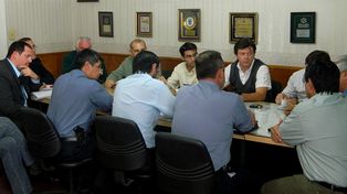 El viernes deciden los choferes de UTA