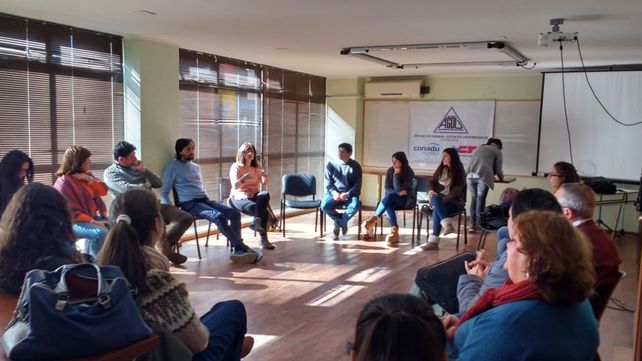 Docentes universitarios no inician el cuatrimestre y definen plan de lucha