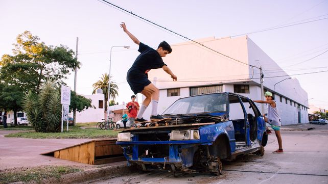 Franco Molina. Ollie 180 out.&nbsp;