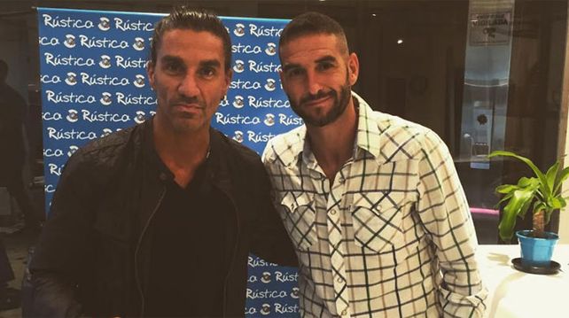 ¡Es un crack! El peluquero más querido por todos los futbolistas