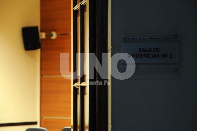 Imputaron a cuatro docentes y no docentes por cobrar falsos reemplazos en escuelas santafesinas