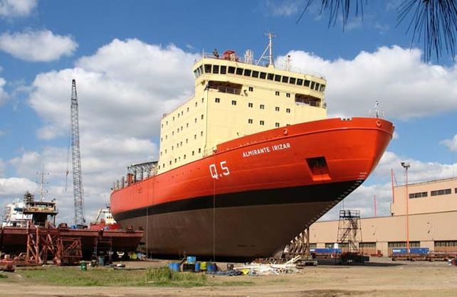 Almirante Irízar. El costo final fue de 120 millones de dólares