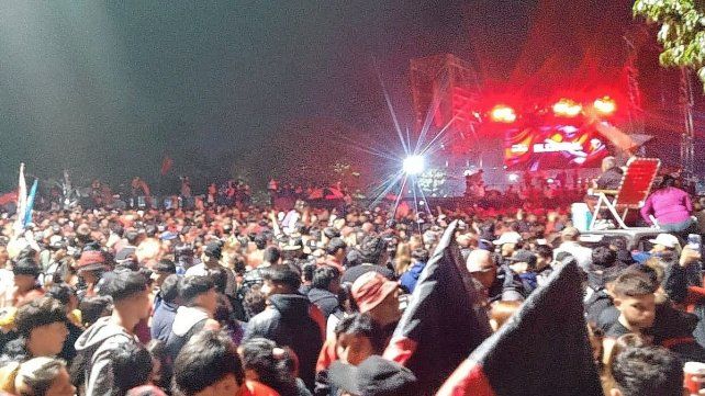 Con una manifestación multitudinaria