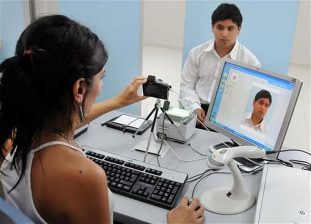 ¿Cómo será el nuevo DNI inteligente que se va a lanzar el próximo año?