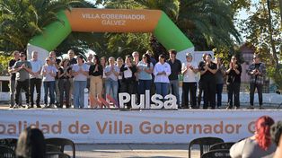 “Esto está enmarcado en las más de 200 propuestas que tenemos desde el municipio para vecinas y vecinos de todas las edades. Hay talleres culturales, escuelas deportivas y cursos de capacitación en oficios en 50 puntos de la ciudad”, dijo Ricci.