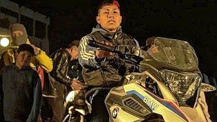 Usó en un video clip una costosa moto robada