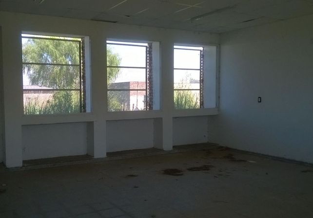 Saquearon una escuela secundaria el fin de semana en el barrio Santa Rosa de Lima