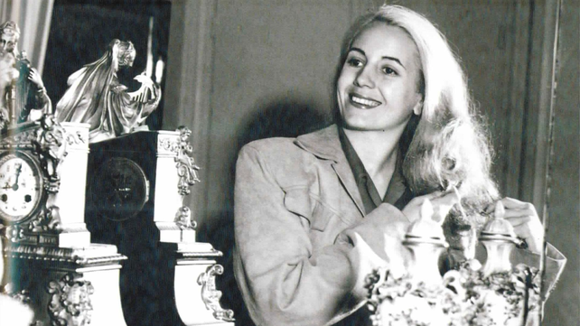 Dirigentes y funcionarios peronistas homenajearon a Evita