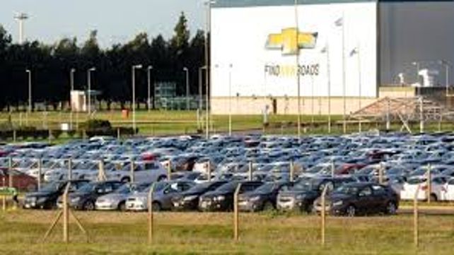 Acuerdos en el sector automotor para salvar empleos en la crisis