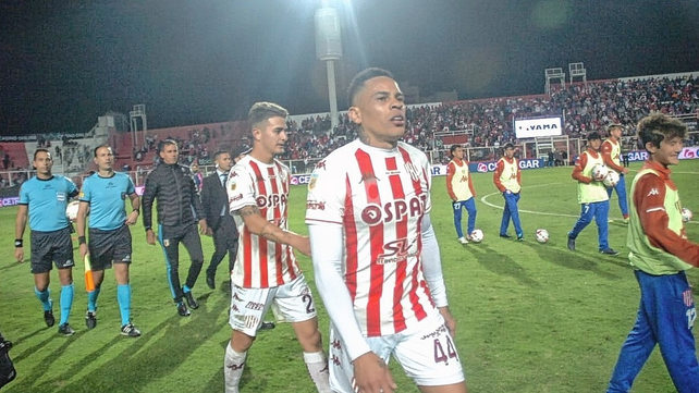 El VAR no funcionó con Unión, que perdió con Defensa y quedó eliminado de la Copa de la LPF