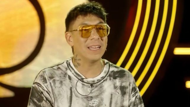 Brian Sarmiento durante su presentación antes de ingresar a Gran Hermano. Soy una persona transparente
