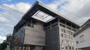La pelea de los ministerios públicos por entrar al nuevo Palacio de Justicia: El Estado se endeudó para pagar ese edificio