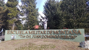 El ingreso a la Escuela Militar de Montaña Teniente General Juan Domingo Perón.