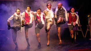 El grupo de improvisación y humor Bla Bla & Cía llega a Rosario el lunes 8 con su espectáculo Modelo vivo muerto
