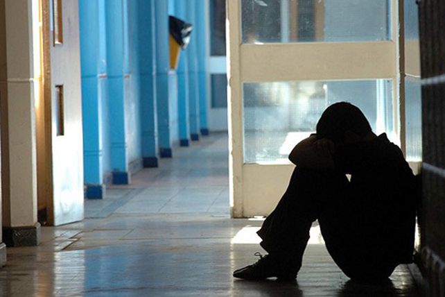 Un proyecto de ley busca sancionar a padres de menores que cometan bullying en Santa Fe Un proyecto de ley busca sancionar a padres de menores que cometan bullying en Santa Fe