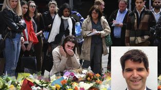 Rajoy subió el rango de la distinción a Echeverría: pedirá la Gran Cruz de la Orden del Mérito Civil