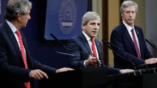 El ministro LuisCaputo manifestó que dos impuestos bajarán en los próximos años en caso de que el blanqueo tenga éxito.