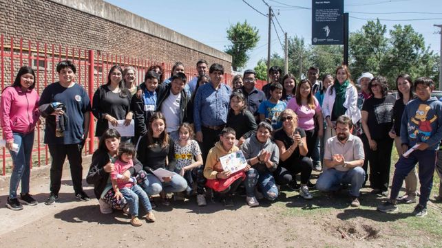 Barrio Toba: inauguraron las primeras señalizaciones de calles en qom y español