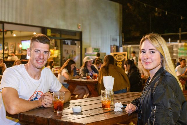 Juan Ventroni y Agustina Schiel