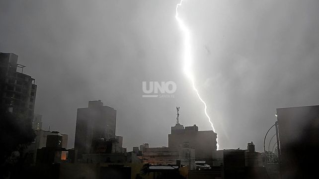 Un rayo dejó fuera de servicio una estación transformadora de energía