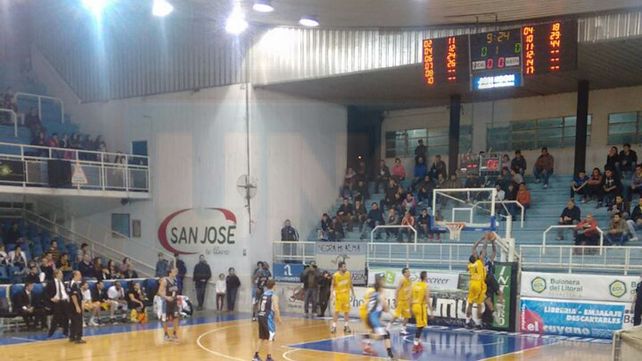 El Negro volvió con todo a la élite del básquet