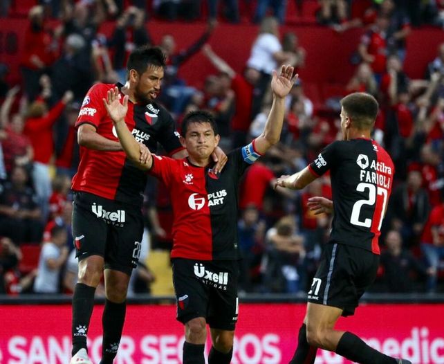 Los goles de Colón se apoyaron en tres jugadores