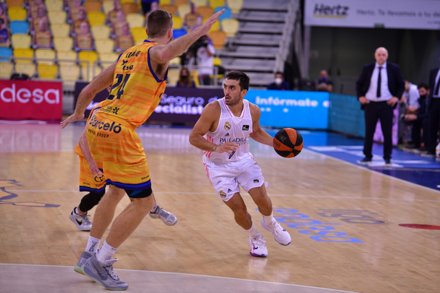 El Real Madrid volvió al triunfo en la Liga ACB de España
