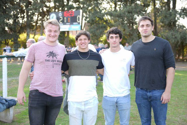 Nicolás Micheletti, Tadeo Barali, Pedro Garrido y Santiago Calvo