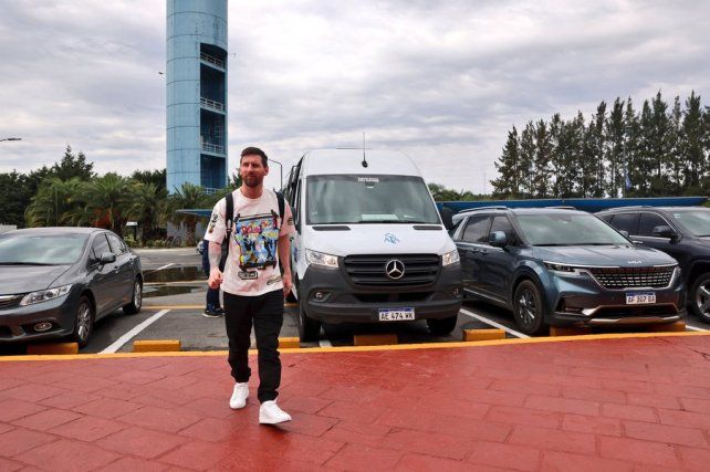 Messi está en Argentina para jugar los amistosos con Panamá