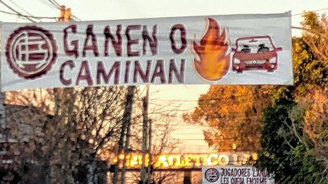 Lanús es uno de los clubes que amaneció con pintadas intimidatorias a sus jugadores.