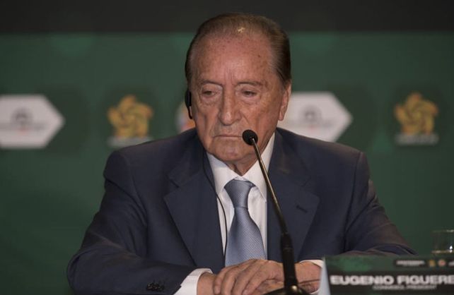 La FIFA suspendió de por vida a Eugenio Figueredo