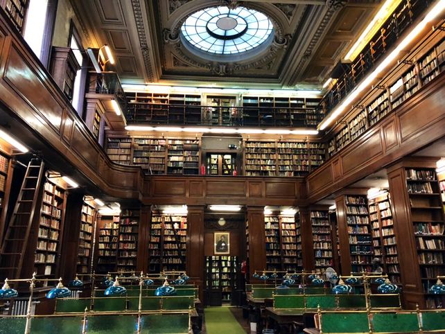 Un ámbito sagrado. La maravillosa biblioteca del Colegio Nacional de Buenos Aires
