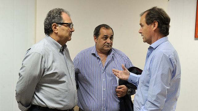 Preocupación. De Grazia junto al intendente de Santa Elena