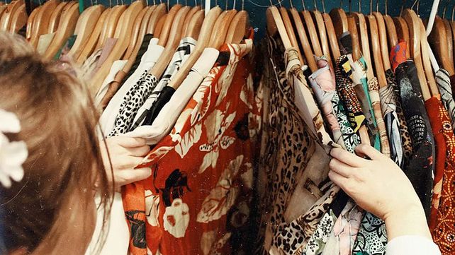 Ropa y calzado del rubro textiles pasarán del 35% al 20%; telas del 26% al 18%; y los distintos tipos de hilados del 18% a entre el 12% y el 16%