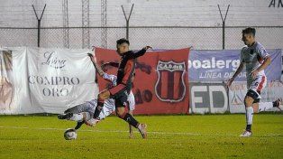 Colón jugó en Buenos Aires y fue una derrota.