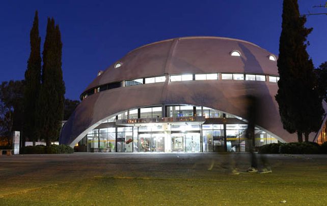 Cosmovisiones. Una diferente manera de ver el cielo se presentará el jueves próximo en el Planetario. (Silvina Salinas / La Capital)